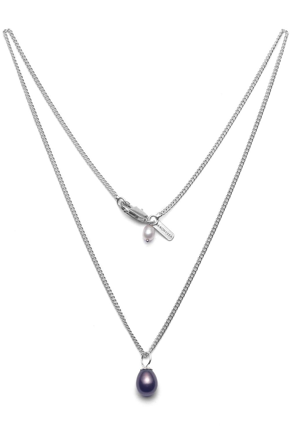 Necklaces > Black pearldrop necklace at Baronessa