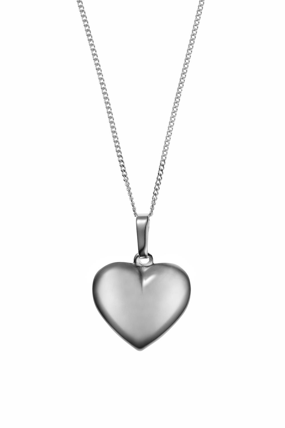 Necklaces > Baronessa Silver Heart Necklace