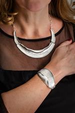 Silver Curve Shell Necklace and Bangle Set